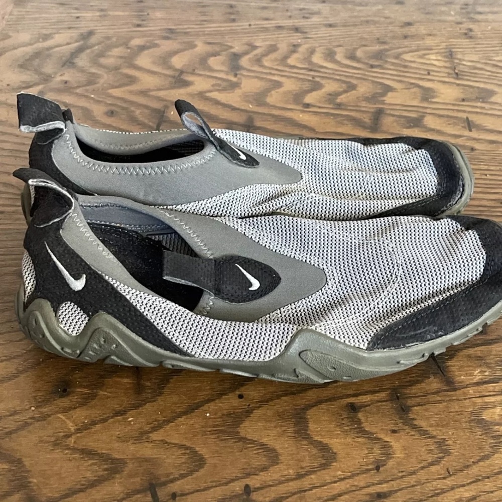Nike ACG Mens Water Shoes 10 Gray Slip On Comfort Swim Outdoor Aqua Socks 1997
